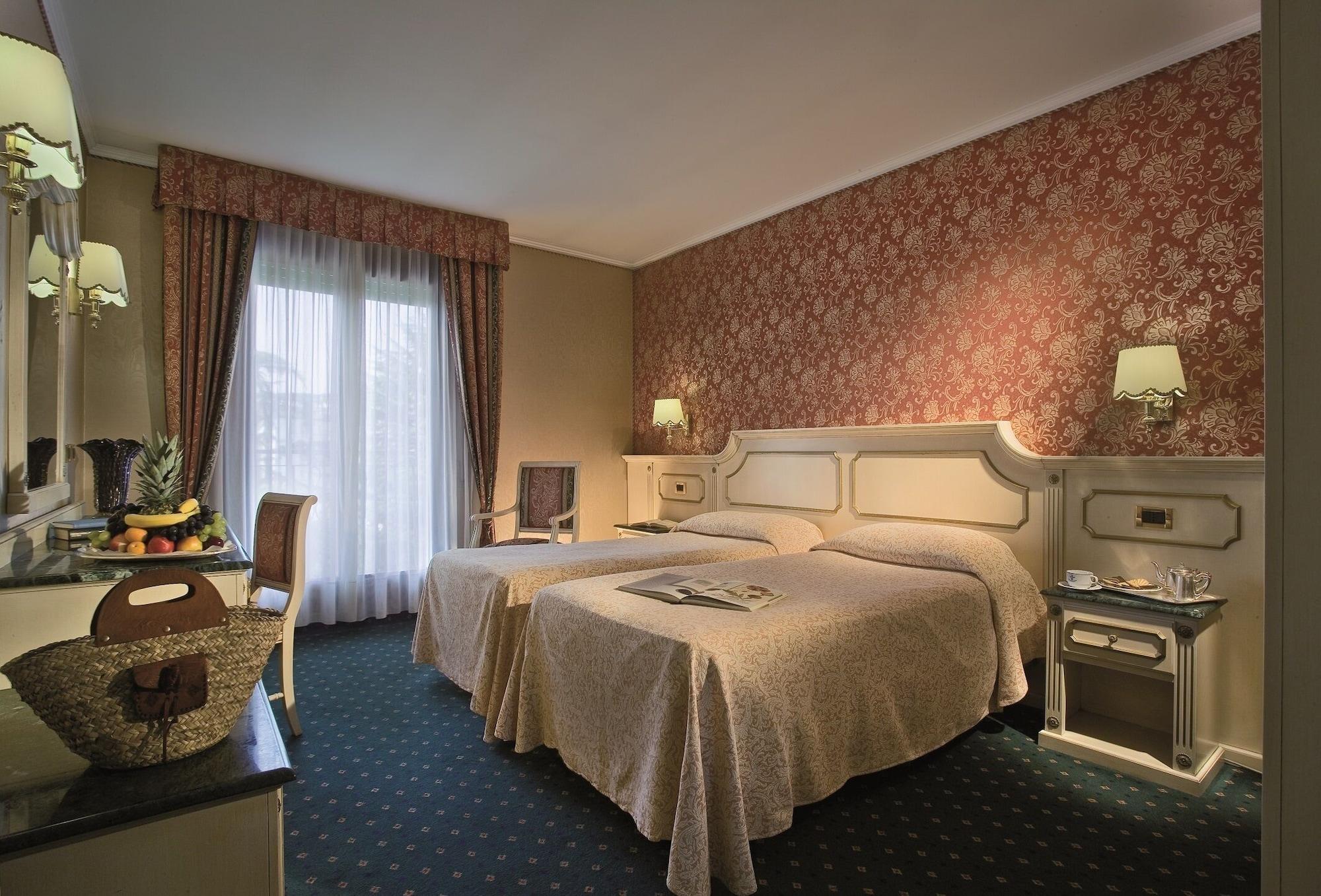 Palace Hotel Meggiorato 아바노테르메 외부 사진